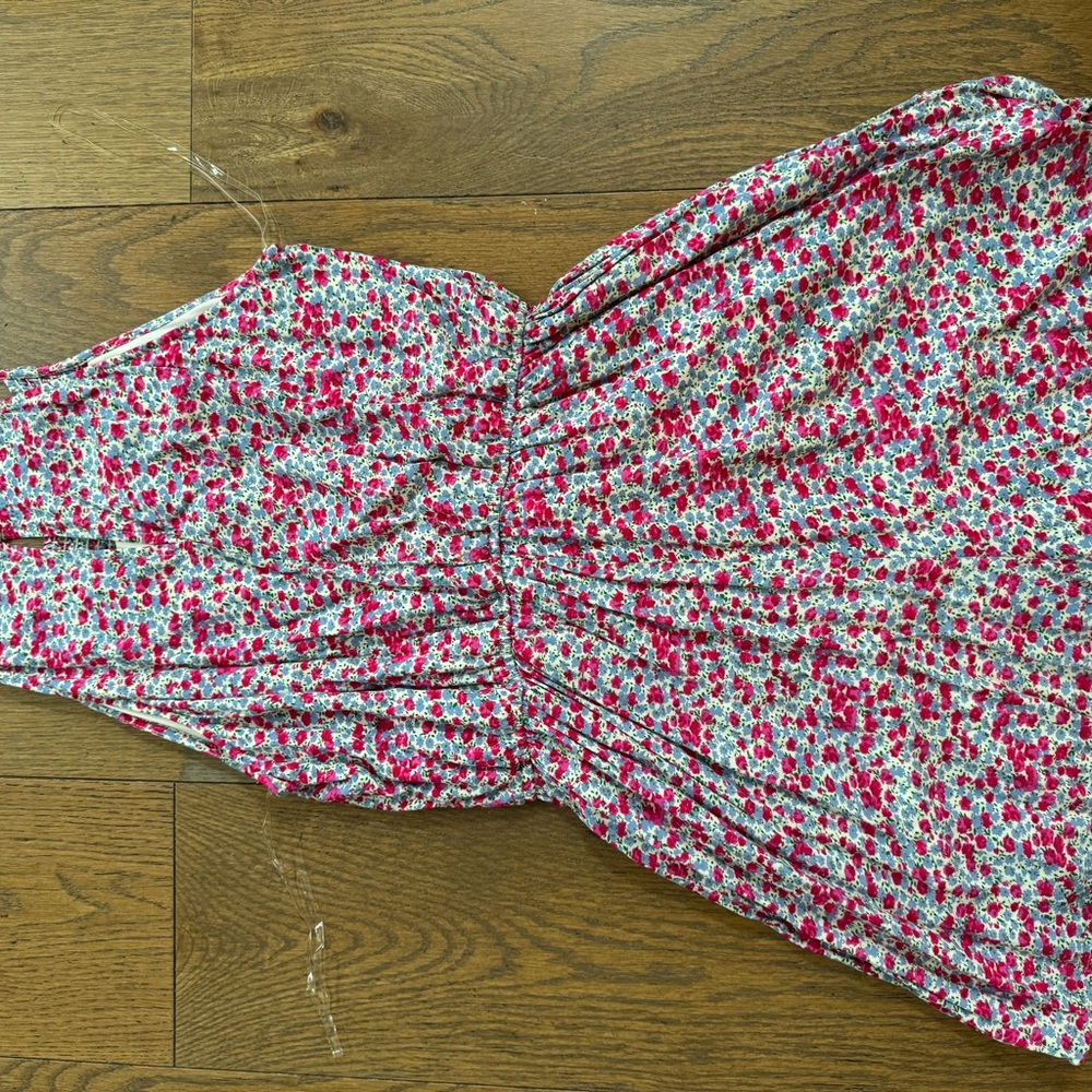 Staccato Floral Ruched Top